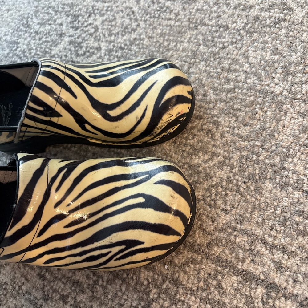 Dansko Zebra Print Mules in Black and Cream - Picture 5 of 7